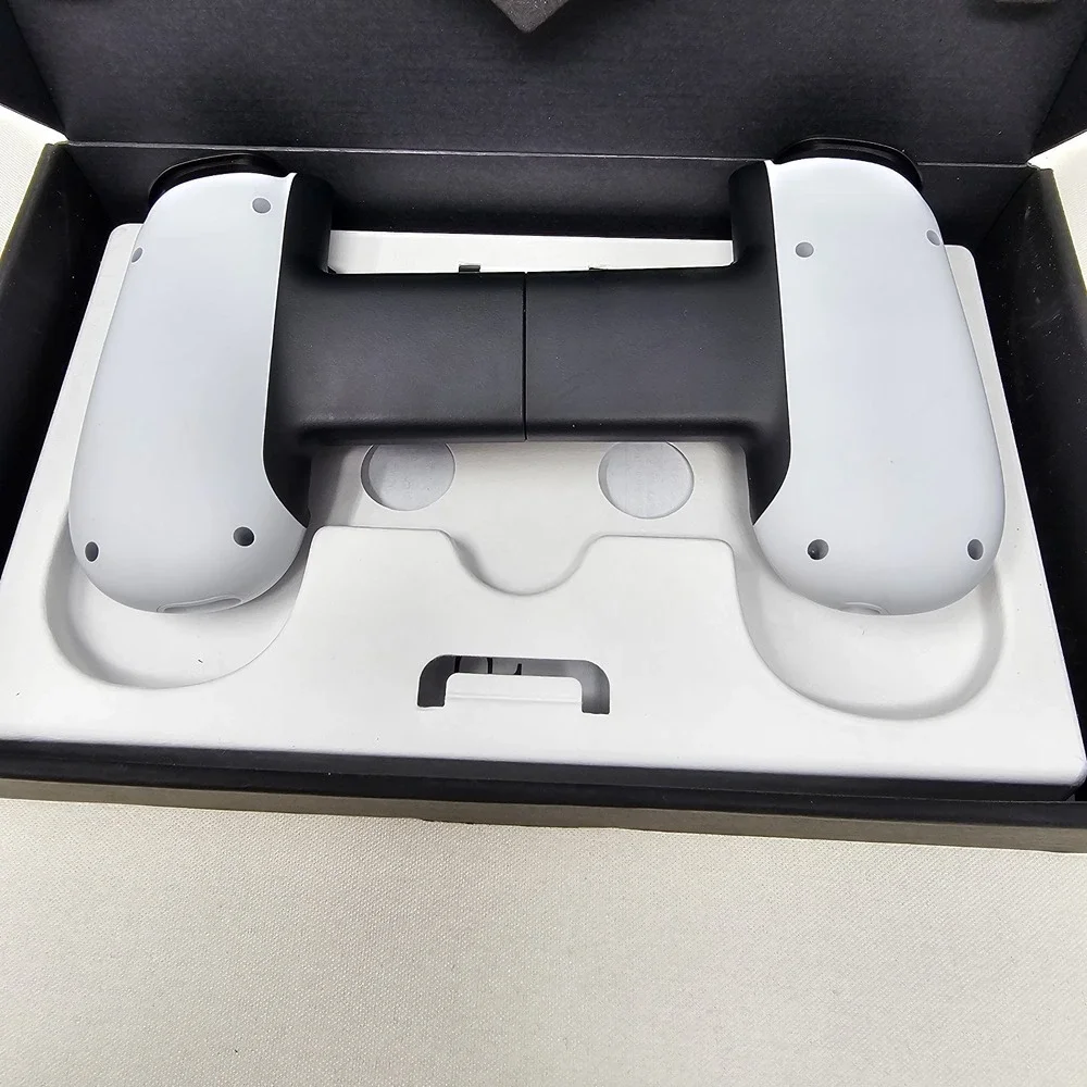 BACKBONE One Mobile Gaming Controller For iPhone PlayStation Edition White
